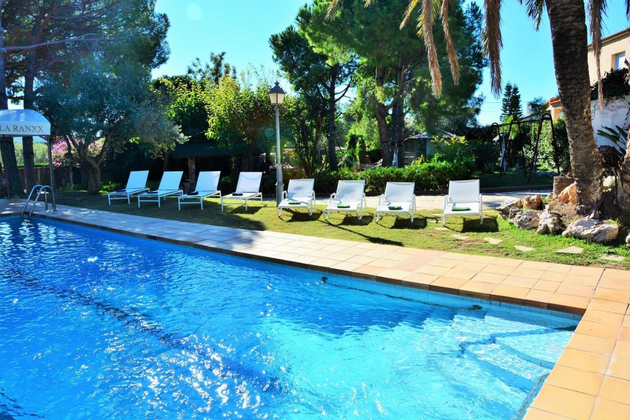 Villa Sitges El Ranch Amaizing Outdoor Areas Beaches At 5 Minutes Walk Sitges At 15 Min Drive Ac Pool Jacuzzi & Garden Xxl Calafell Ngoại thất bức ảnh