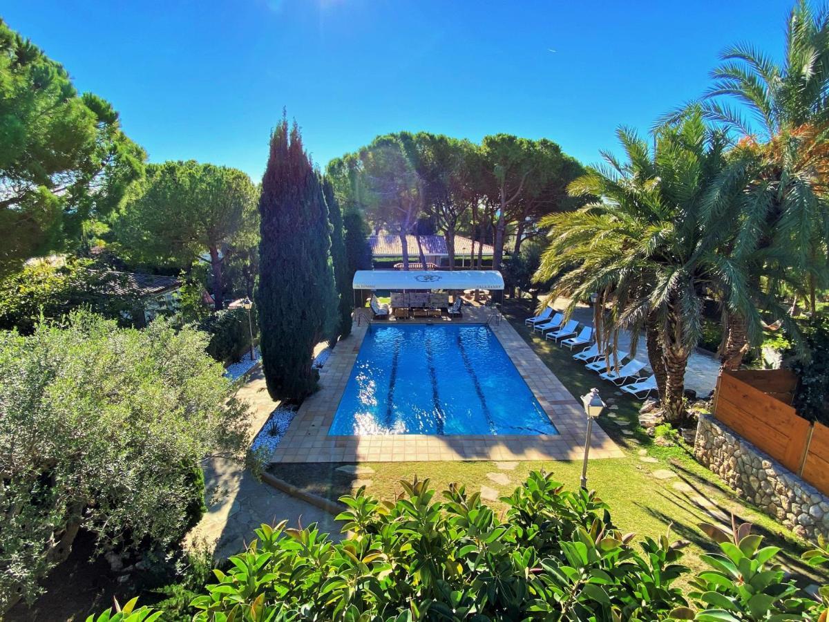 Villa Sitges El Ranch Amaizing Outdoor Areas Beaches At 5 Minutes Walk Sitges At 15 Min Drive Ac Pool Jacuzzi & Garden Xxl Calafell Ngoại thất bức ảnh