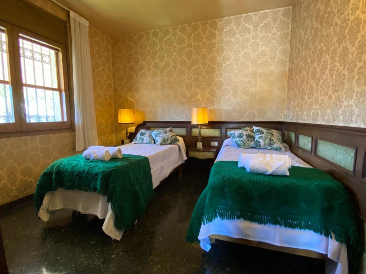 Villa Sitges El Ranch Amaizing Outdoor Areas Beaches At 5 Minutes Walk Sitges At 15 Min Drive Ac Pool Jacuzzi & Garden Xxl Calafell Ngoại thất bức ảnh