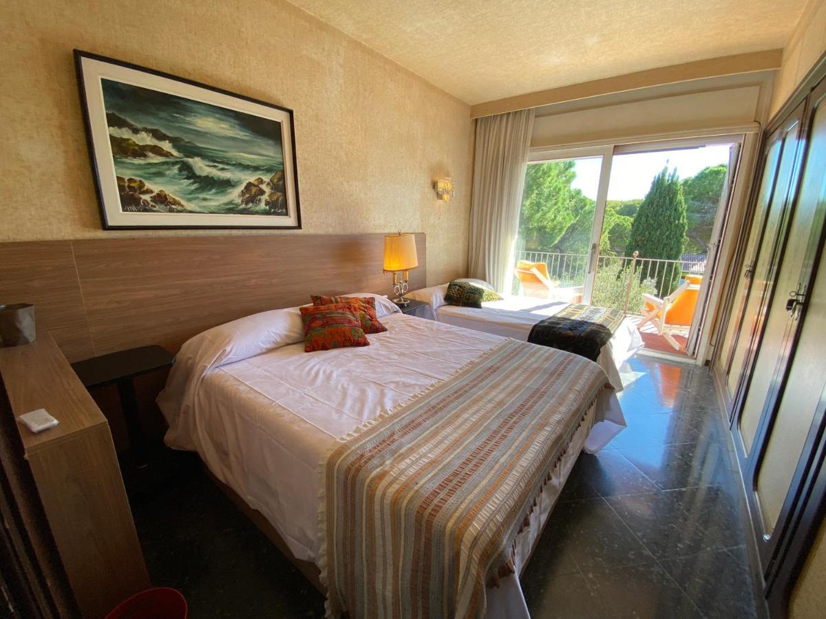 Villa Sitges El Ranch Amaizing Outdoor Areas Beaches At 5 Minutes Walk Sitges At 15 Min Drive Ac Pool Jacuzzi & Garden Xxl Calafell Ngoại thất bức ảnh